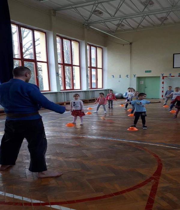 Zajęcia promujące karate w przedszkolu nr 142 w Łodzi, 10.02.2018